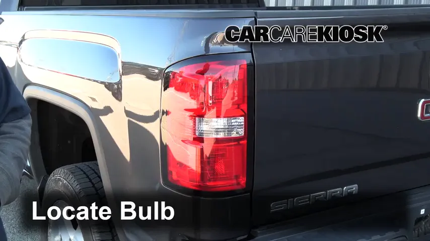2016 GMC Sierra 2500 HD Denali 6.6L V8 Turbo Diesel Lights